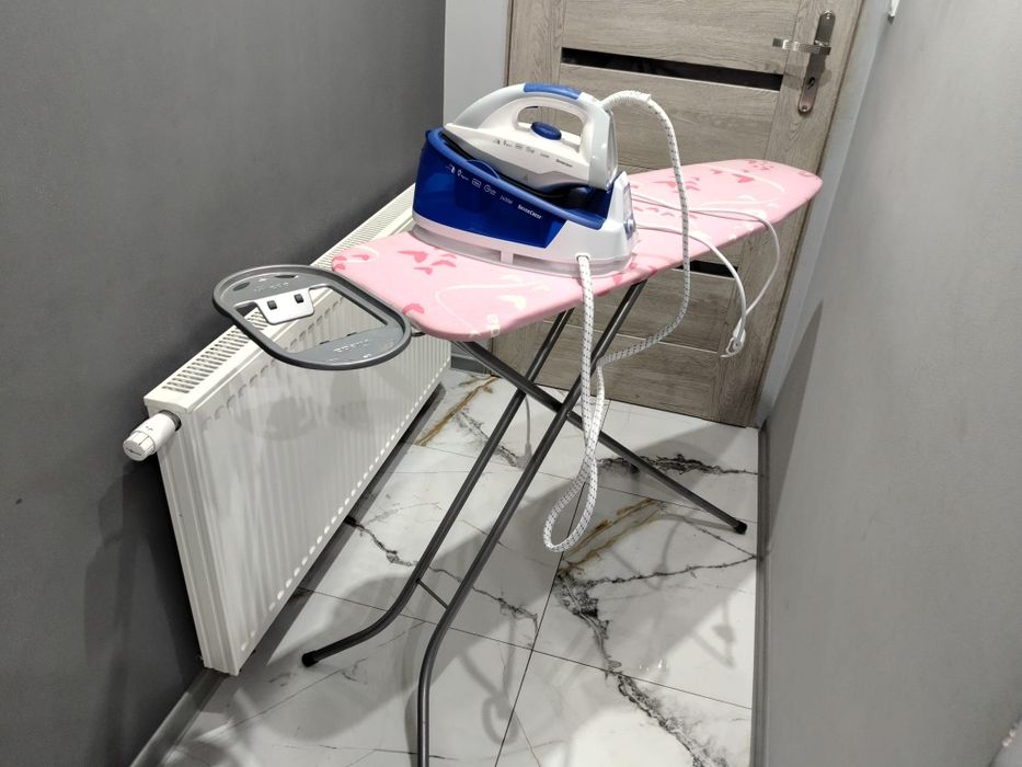 Sprzedam zelazko parowe z deska