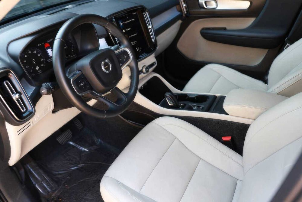 Volvo Xc40      2021