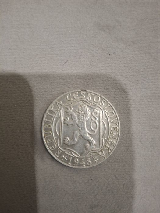 Срібна монета 100 крон