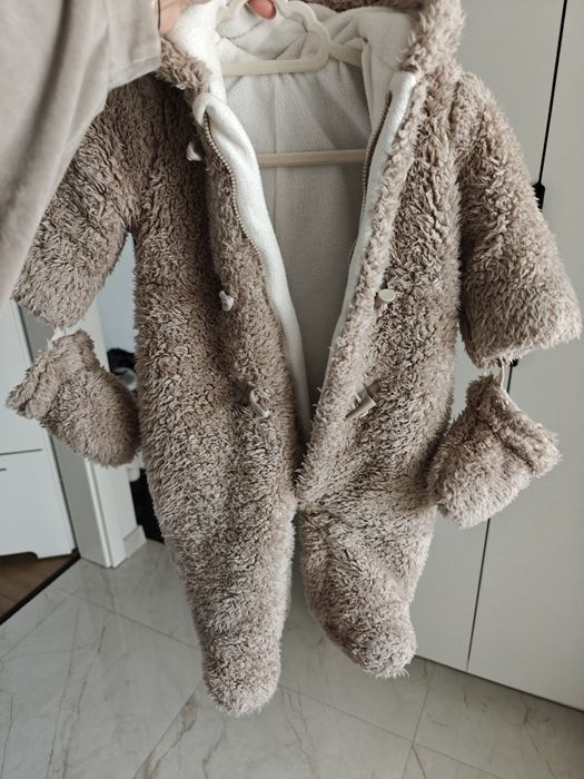 Zimowy kombinezon dziecięcy