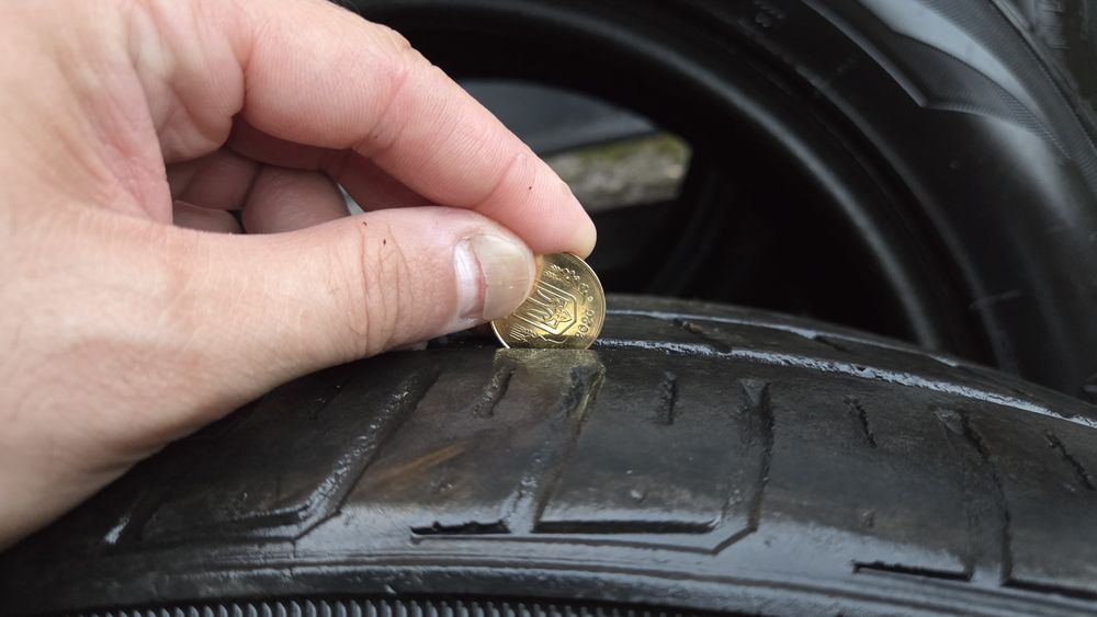 Продам летнюю резину 245/55 R19