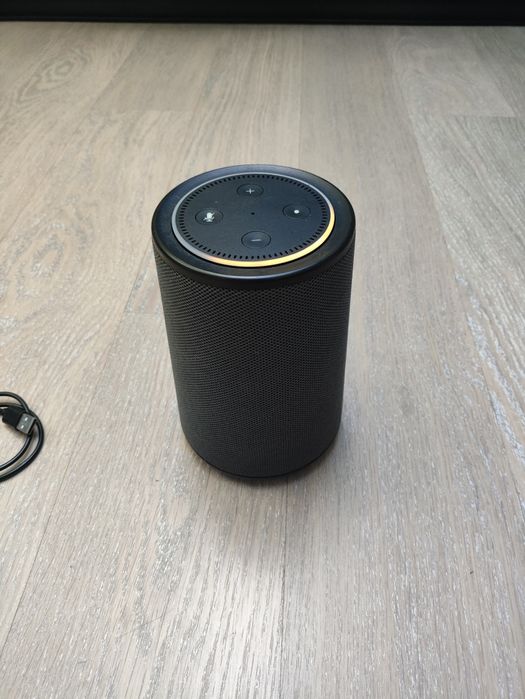 Портативна розумна колонка Majority Hobson Echo Dot 3 Bluetooth /AUX