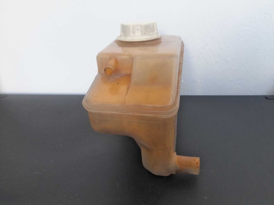 Depósito de Água Mitsubishi Space Star