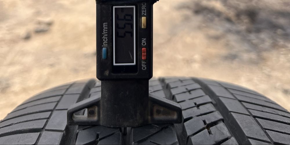 Літні шини пара 235/55 r18 Bridgestone