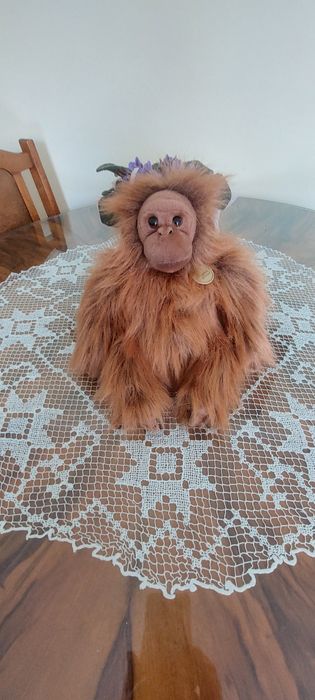 Śliczna nowa z metką małpa -pluszak.