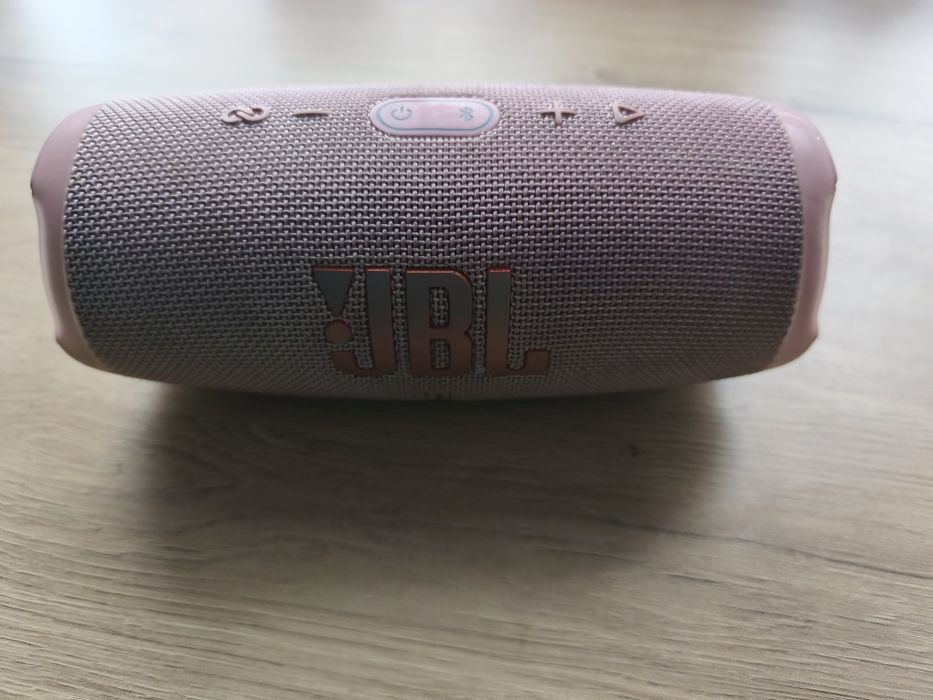 JBL charge 5 pink