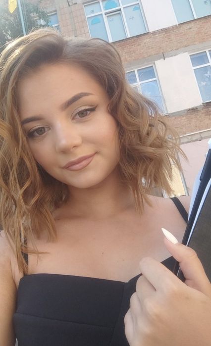 Випускна сукня (нарядна)