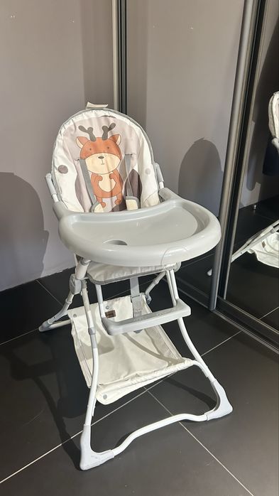 Стілець для годування