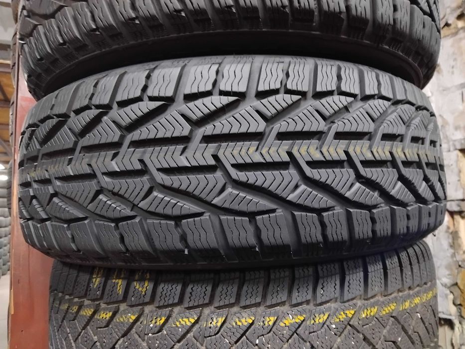 Шини бу 205/55 R16 Strial Winter Пара Зима