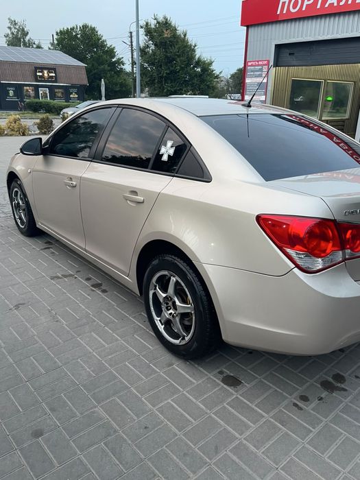 Chevrolet cruze газ/бензин
