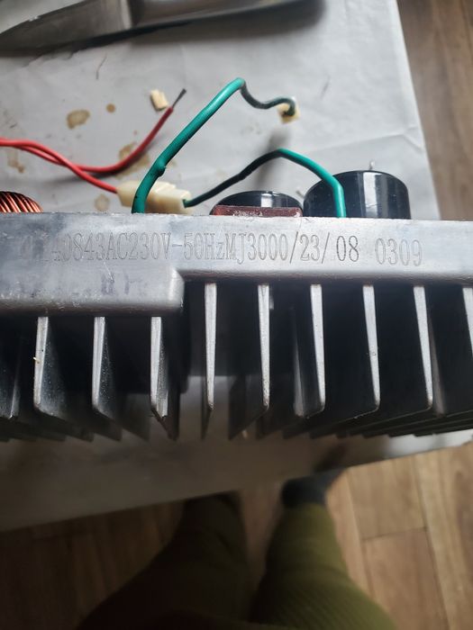 продам інвекторну плату від генератора 3000к