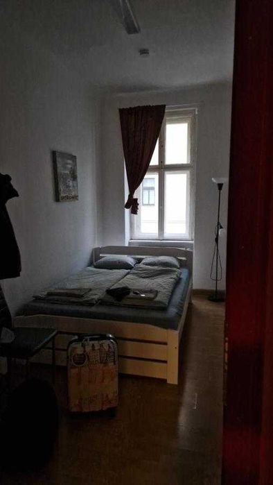 Бюджетний хостел на Лівобережній - без постійних відключень світла!