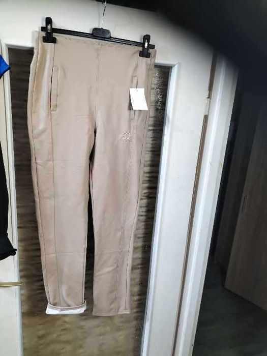 Leginsy skorkowe m chanel