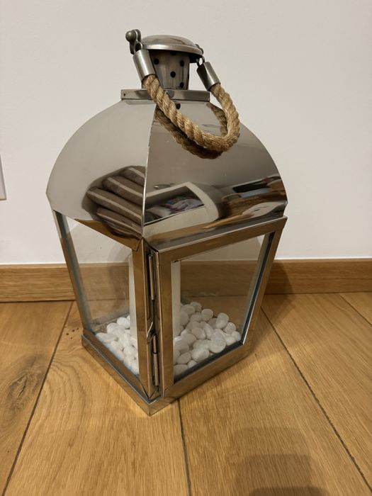 Duży srebrny lampion chromowany chrom latarnia