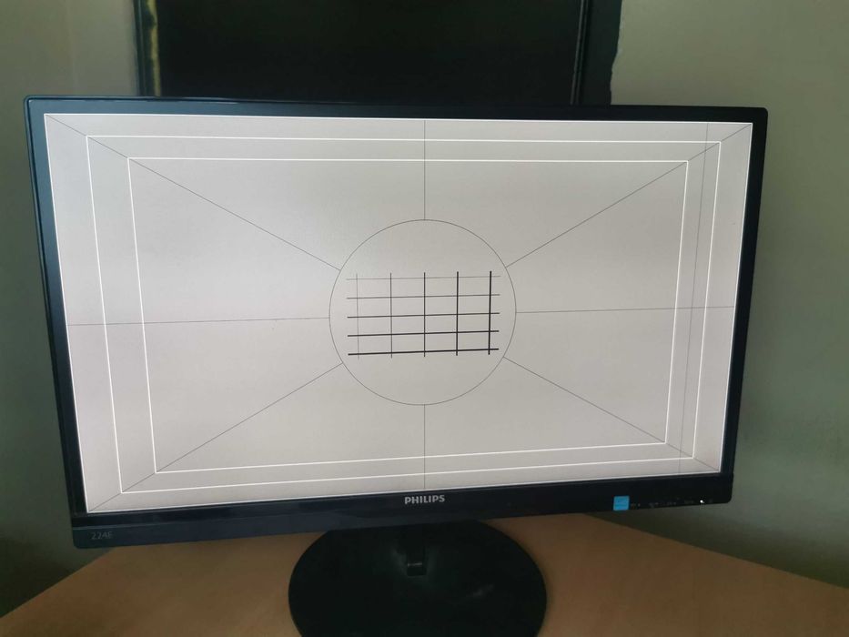 Монітор 21.5" LED IPS Philips 224E5Q, 1920 x 1080, 16:9, VGA DVI