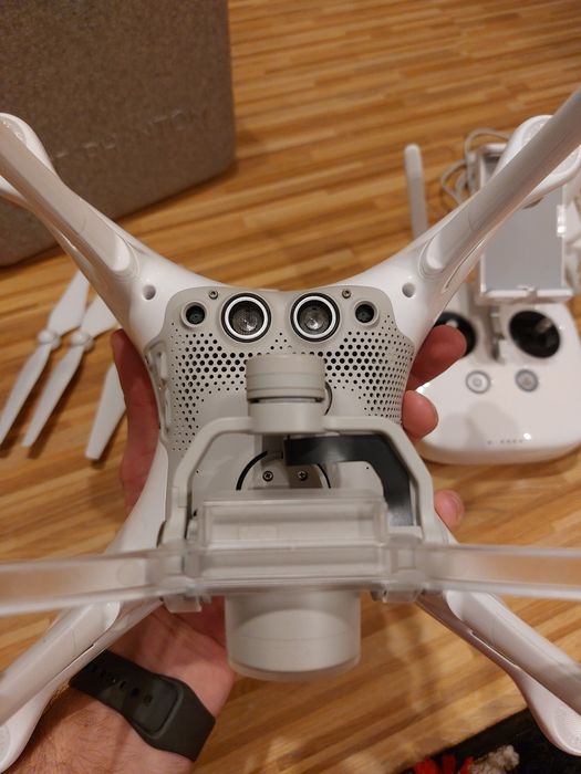 DJI Phantom 4 cały zestaw 2 baterie