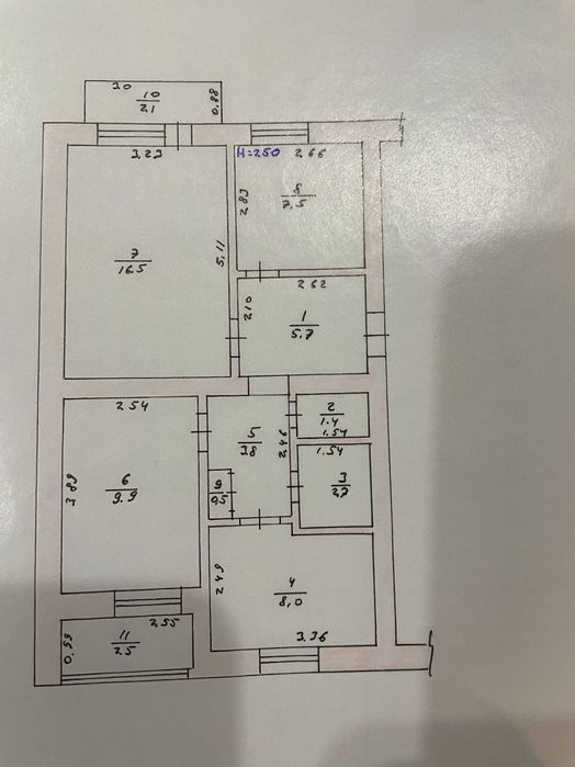 Продається 3-х кімнатна  квартира м. Бахмач
