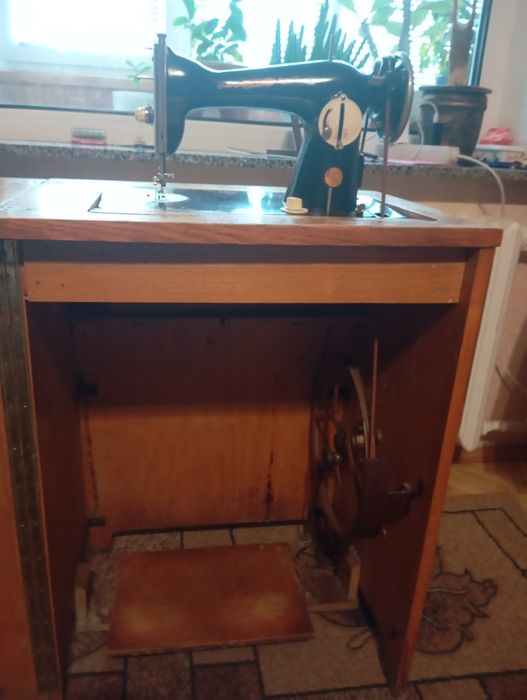 Швейна машинка ПМЗ