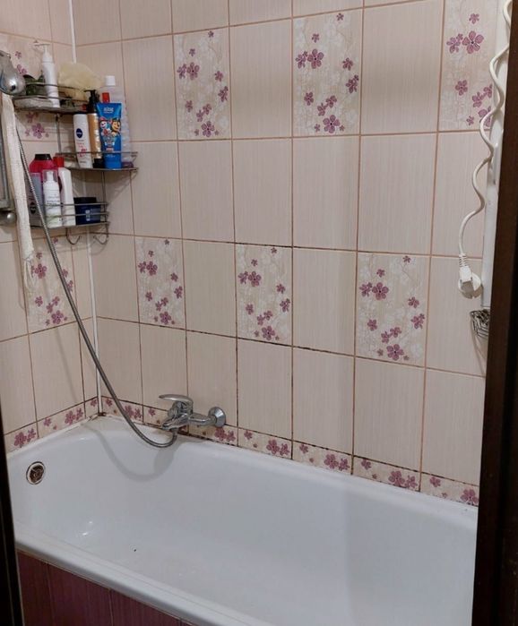 Борщагівка, вулиця Литвиненко-Вольгемут 4