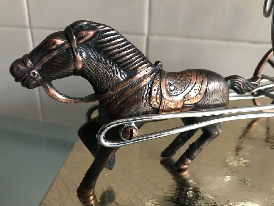 Suporte para garrafa cavalo antigo