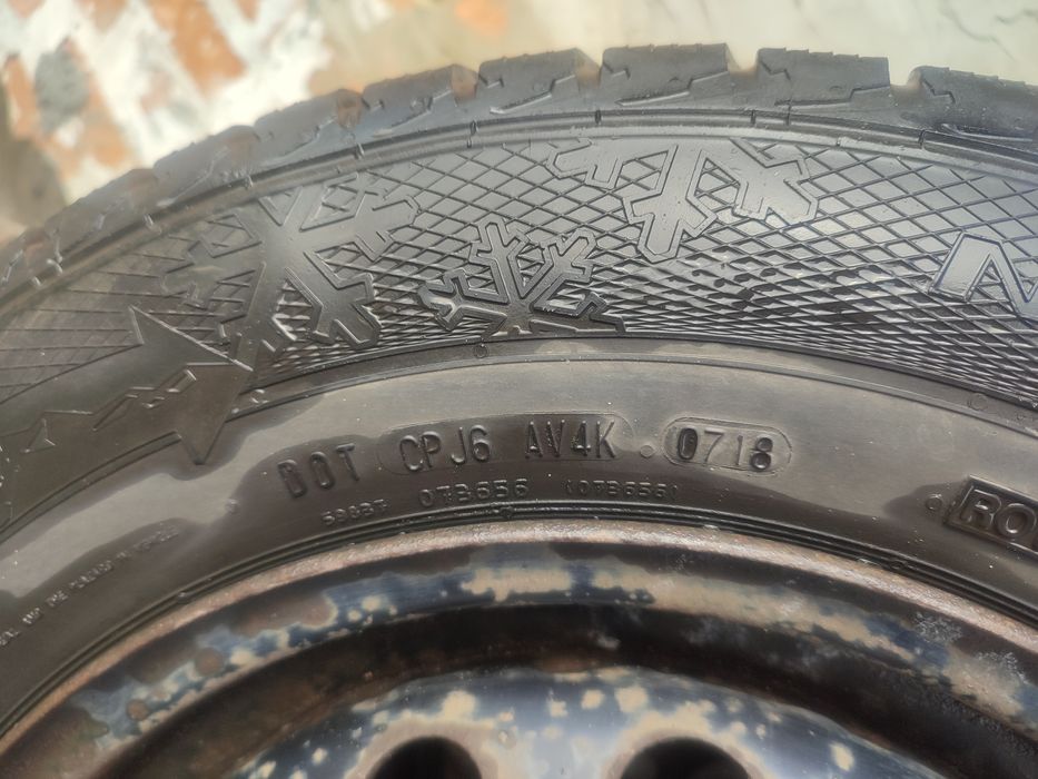 АвтоШини / скати зимові Gislaved 185/70/14 шипована