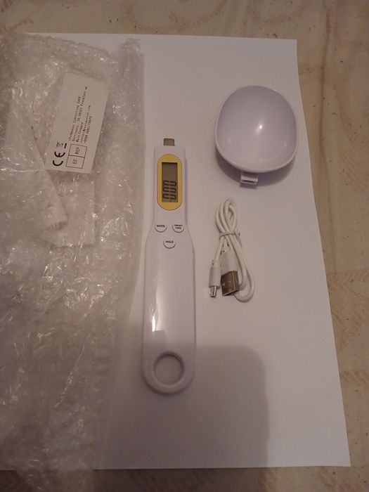 Ложка мерная на аккумуляторе.