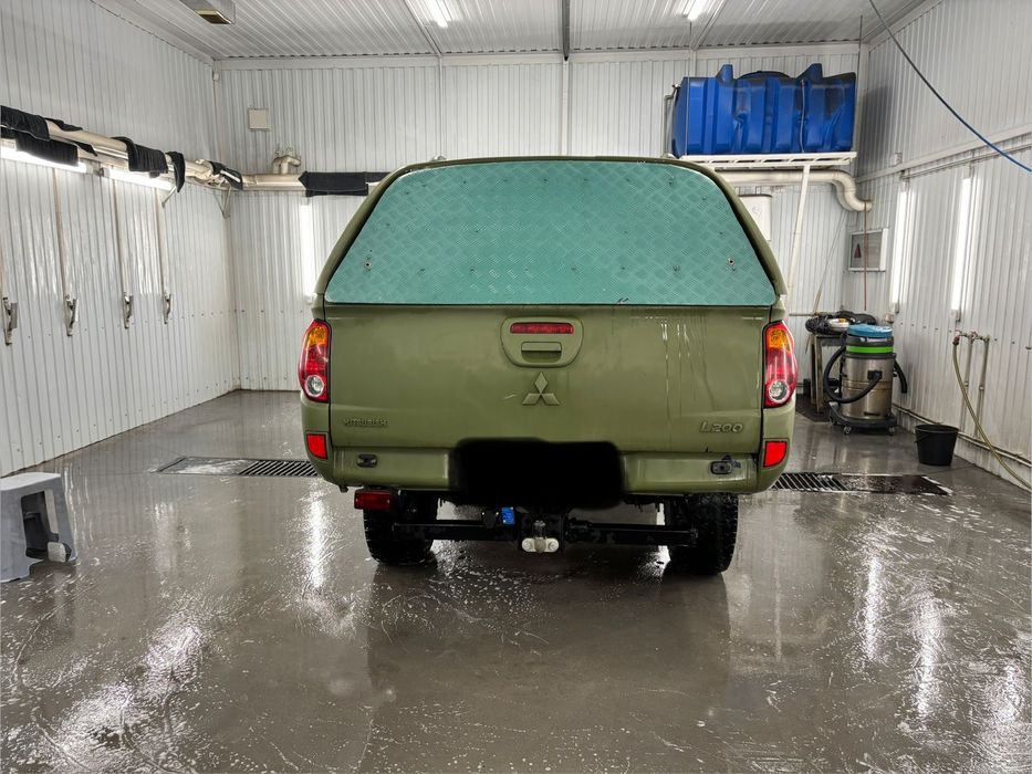 Mitsubishi l200 2011 ideal