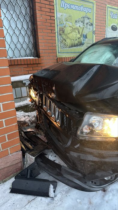 продам авто Jeep compass після дтп
