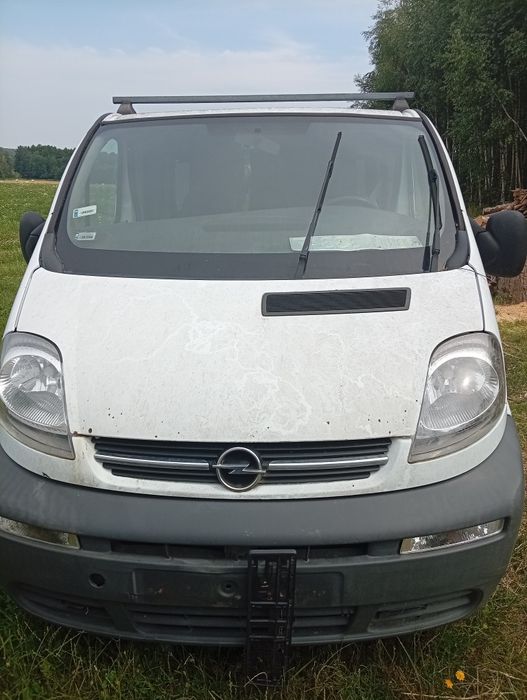 Opel Vivaro 1.9 na części