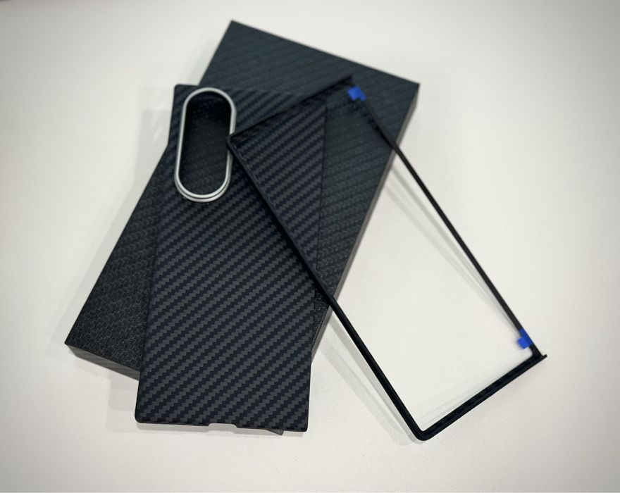 Карбоновый чехол Galaxy Z Fold 7 + MagSafe