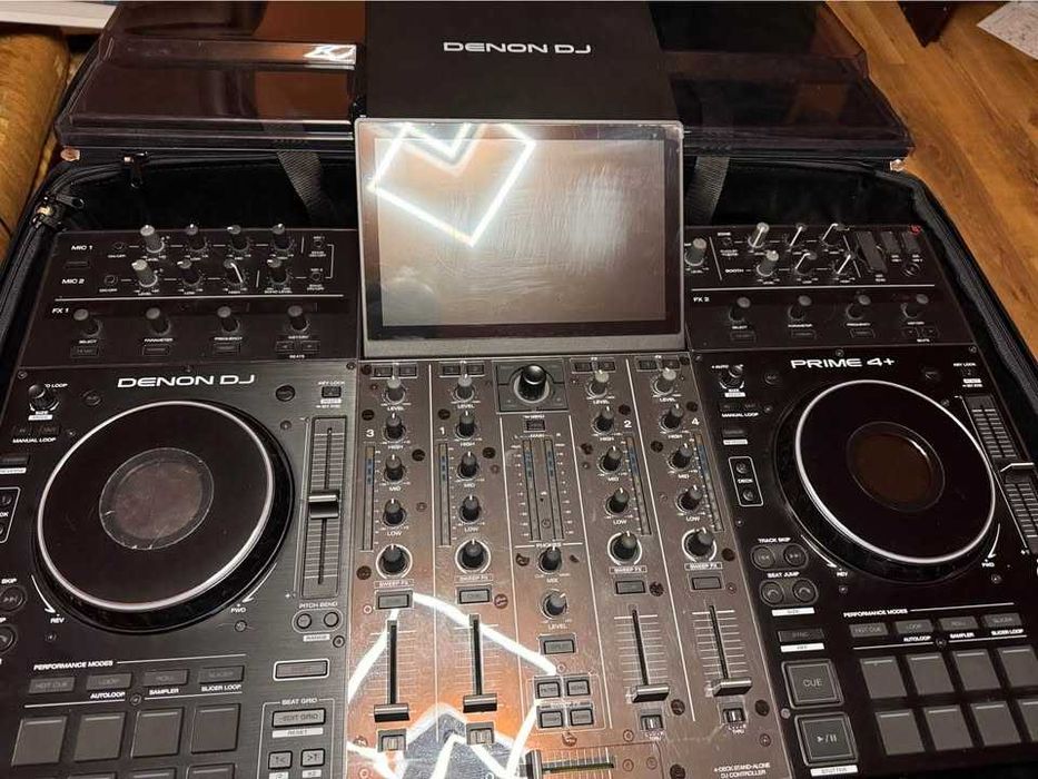 Konsola Denon Prime 4+