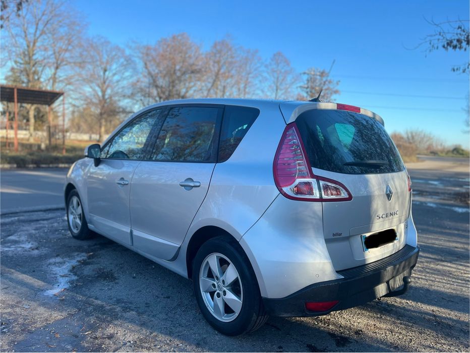 ДЛЯ ВІЙСЬКОВИХ 
Продам Renault Scenic 3 1.9 dci 6 ступенева
коробка передач, з надійний та ДУЖЕ економним двигуном, на максимальній комплектації, авто після повного ТО, стан кузова без рижиків, дно в ідеальному стані, вкладень не потребує.
Є пригін по Україні...