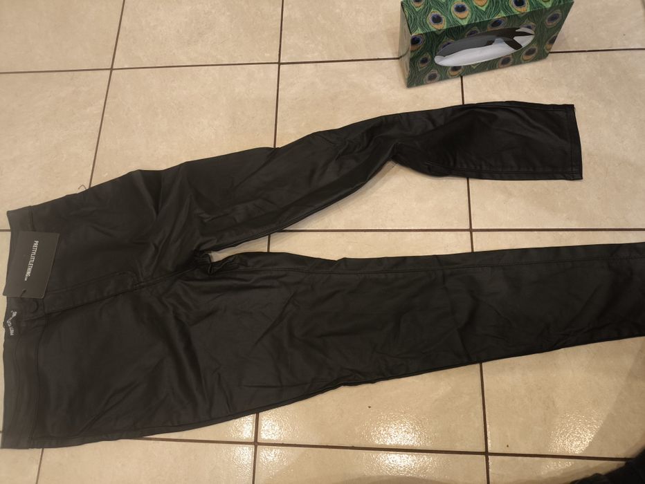 Spodnie eko skóra 40 L 42