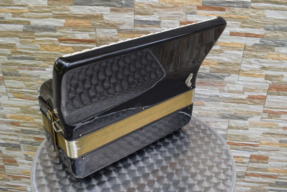 Acordeao hohner Verdi Iv 4 Voz, N .313