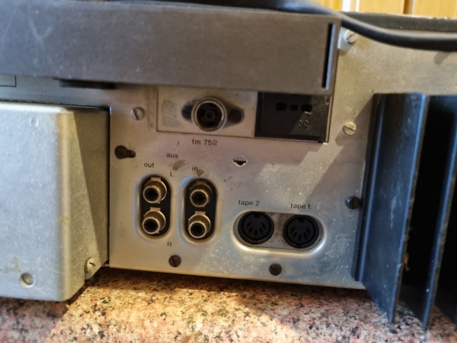 Amplotuner analogowy UNITRA AT9100