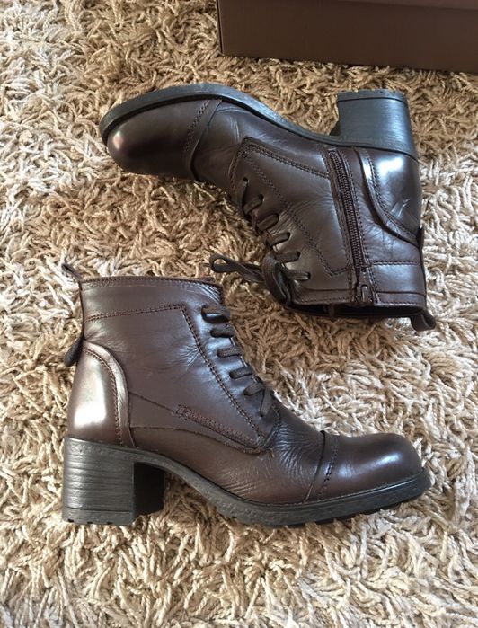 Нові! Чобітки Tamaris, 36 р. ботинки Tamaris , 36