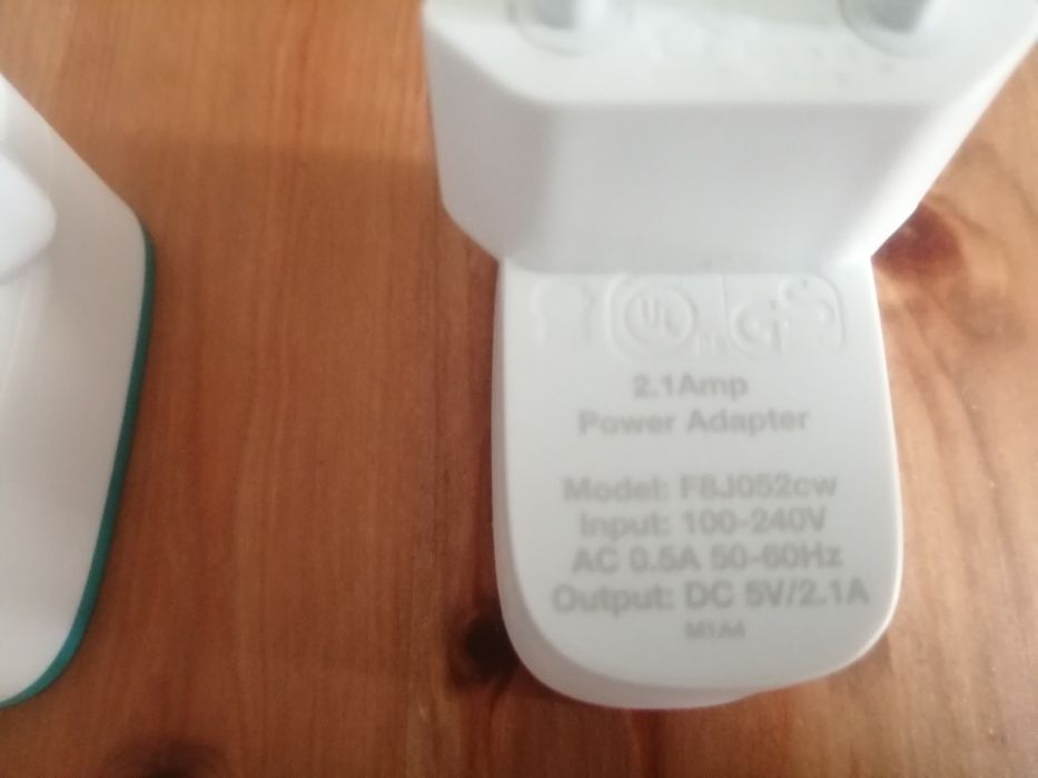 Carregadores usb telemóvel, tablet...