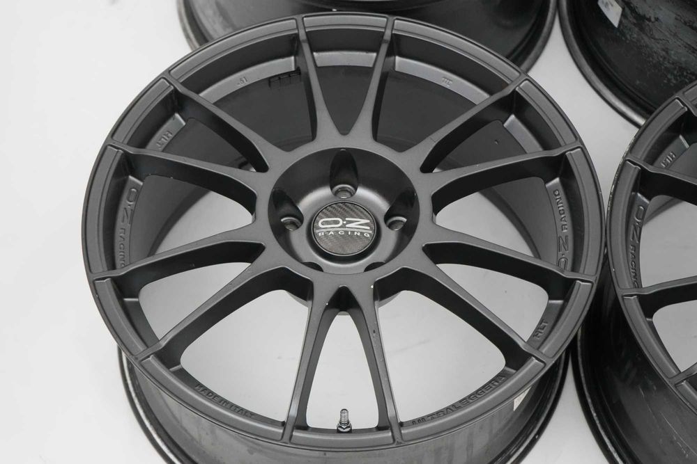 Alufelgi Felgi OZ Racing Ultraleggera 5x120 R19 BMW