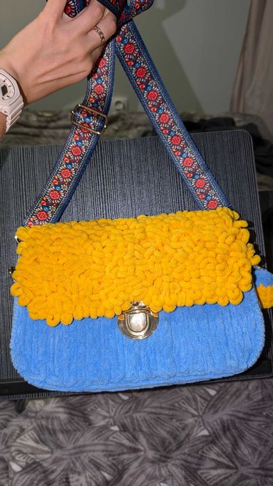 Pluszowa torba, dzianinowa.