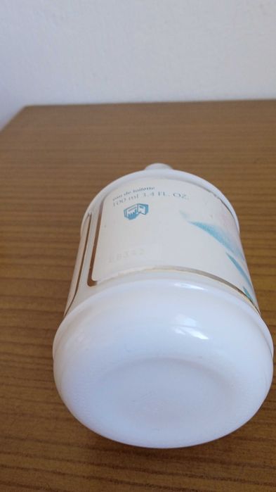 Flakon 100 ml po Anais EAU DE TOILETTE. Cacharel.