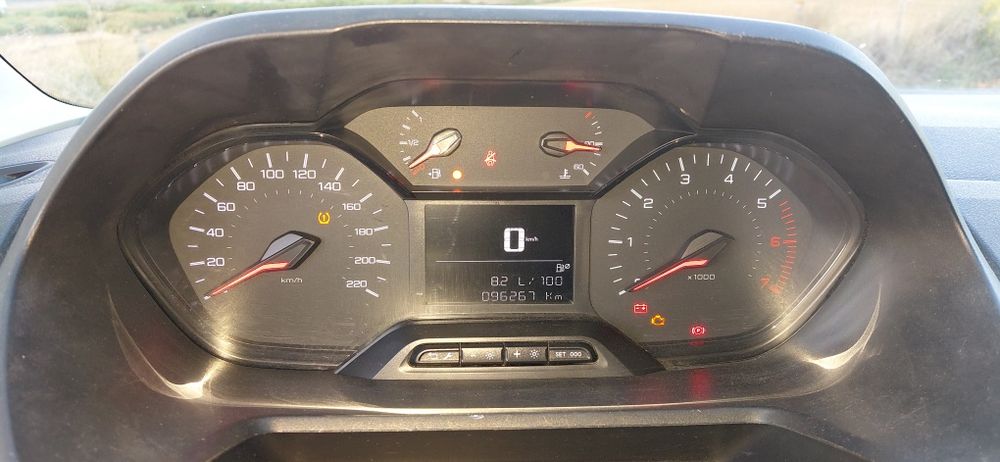 Peugeot Partner Longa L2  1.5 Hdi