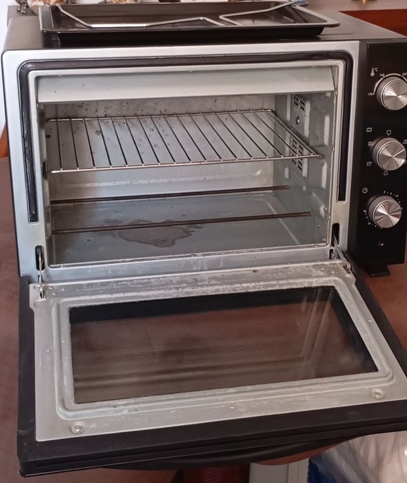 Mini forno da marca BECKEN 46L