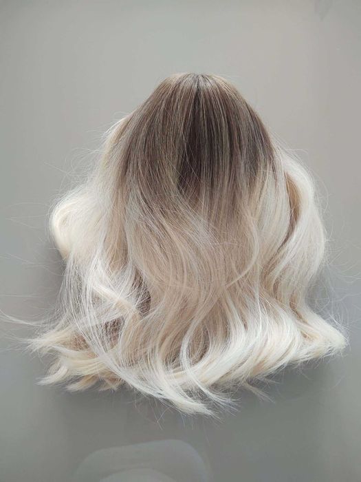 Peruka blond ombre długość 40 cm long bob