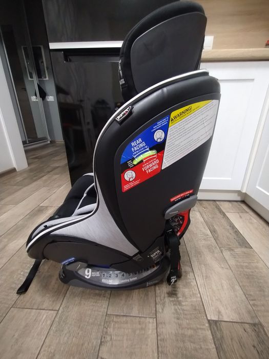 Автокрісло chicco next fit zip max air від 0 до 6-7 років