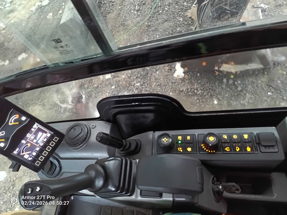 Minikoparka Cat 302 CR  2020 rok