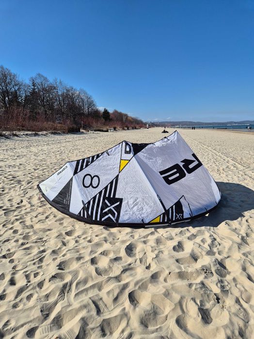 Latawiec Core XR6 8 m2 stan bdb