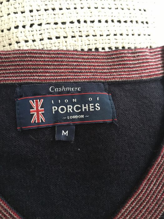 Pollover Lion Of Porches e Sacoor