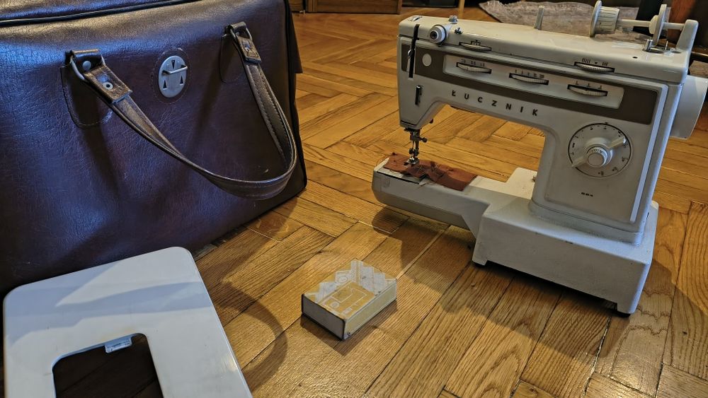 Maszyna do szycia Łucznik 884