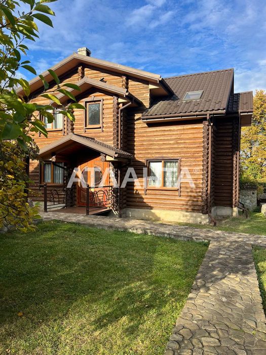 Продається затишний будинок р-н Кемпінгу.