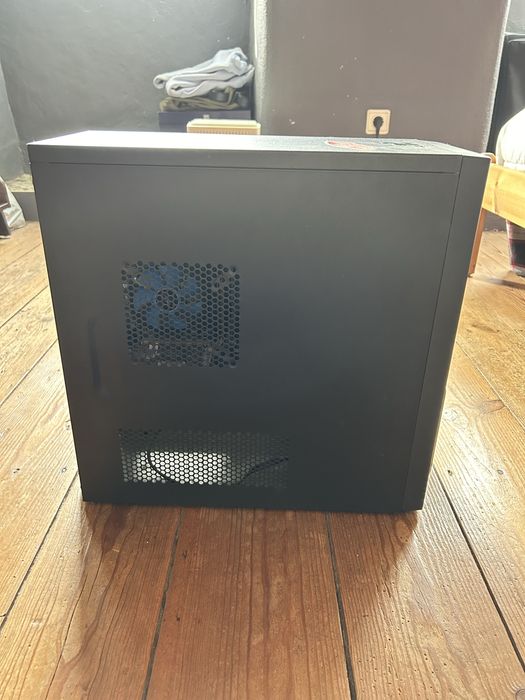 Computer (with missing components)64750782218755122